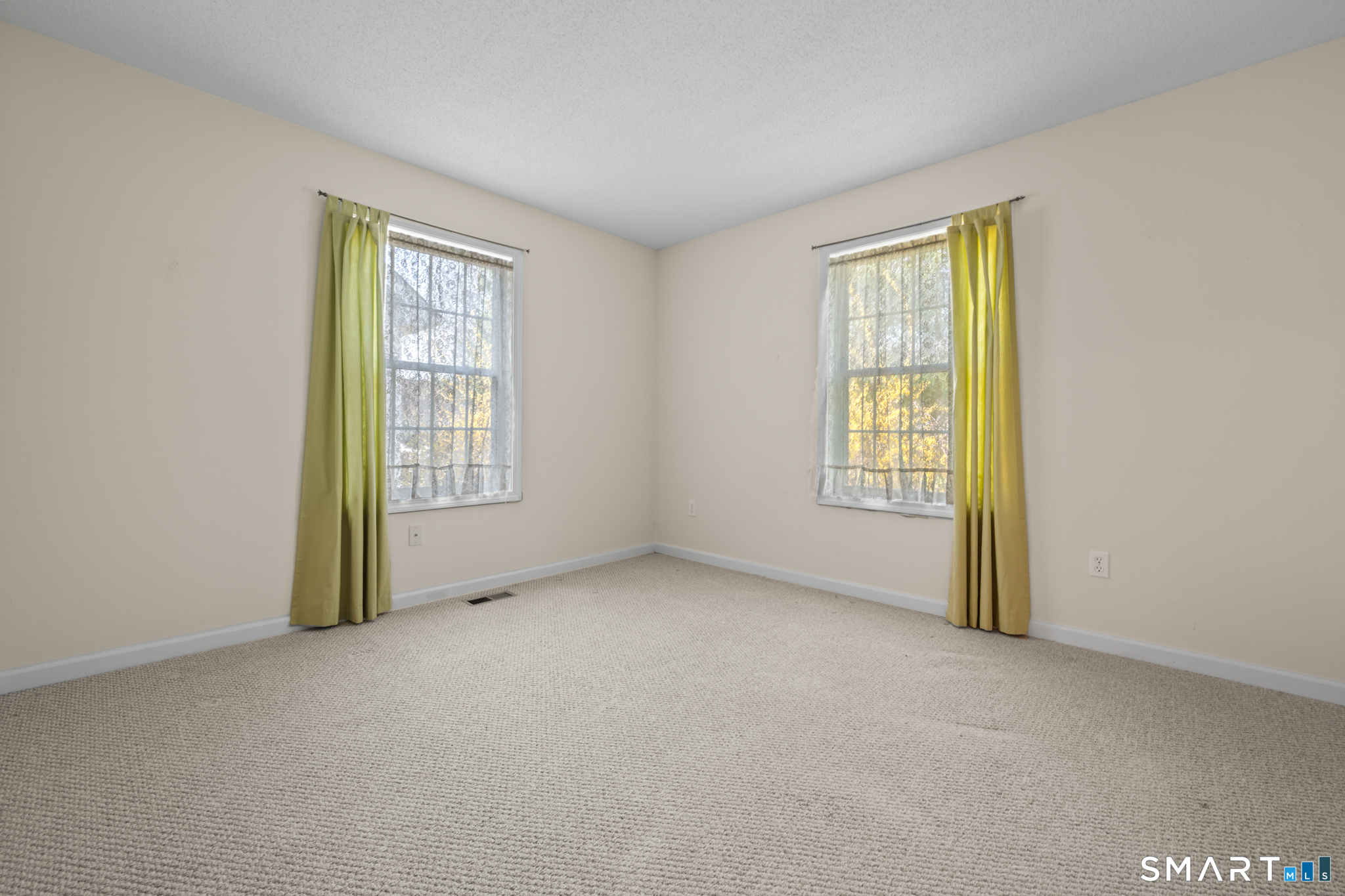 24 Joanne Drive East Hartford CT 06108