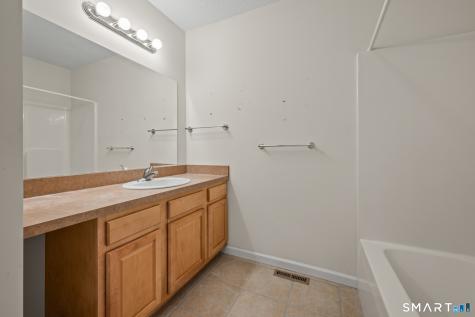24 Joanne Drive East Hartford CT 06108
