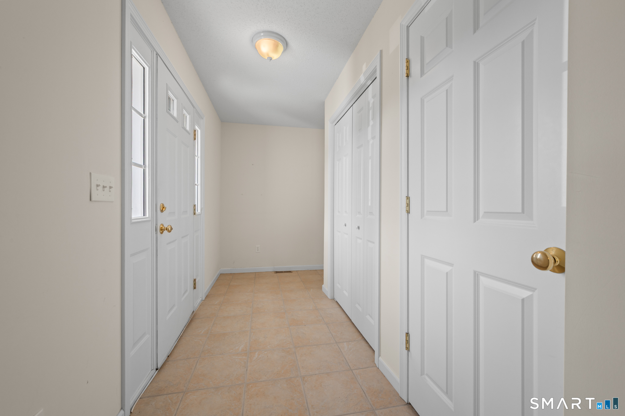 24 Joanne Drive East Hartford CT 06108