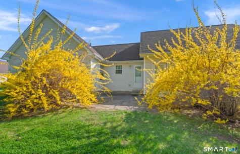 24 Joanne Drive East Hartford CT 06108