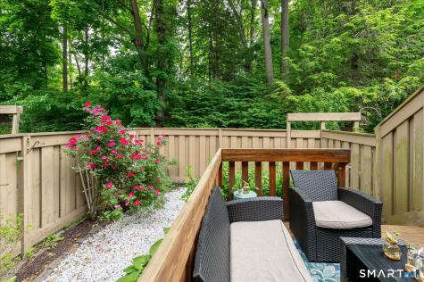 213 Sunrise Hill Lane Norwalk CT 06851