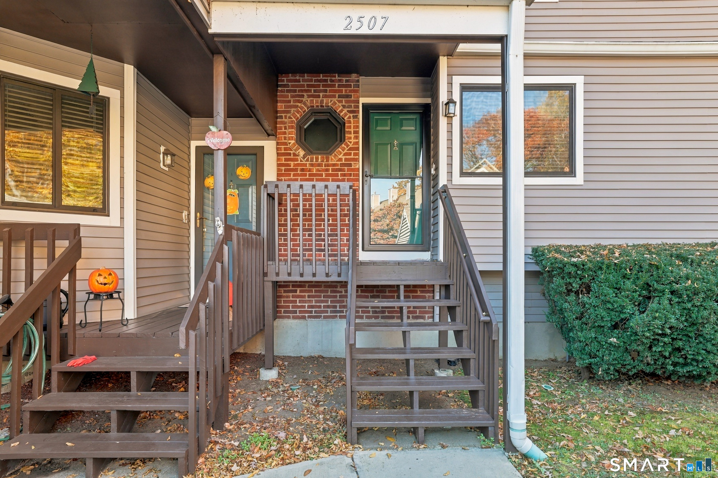 2507 Mill Pond Drive South Windsor CT 06074