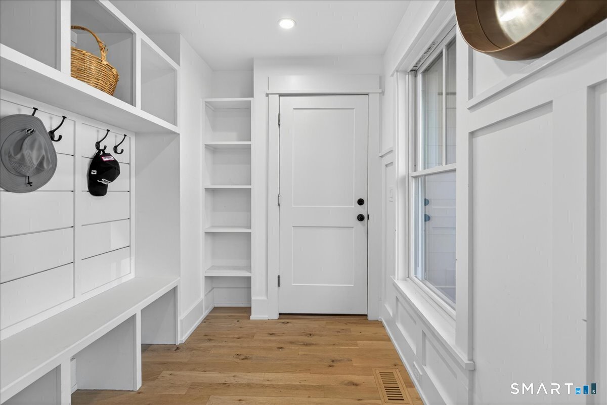 79 Thorpe Street Fairfield CT 06824