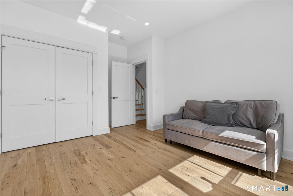 79 Thorpe Street Fairfield CT 06824
