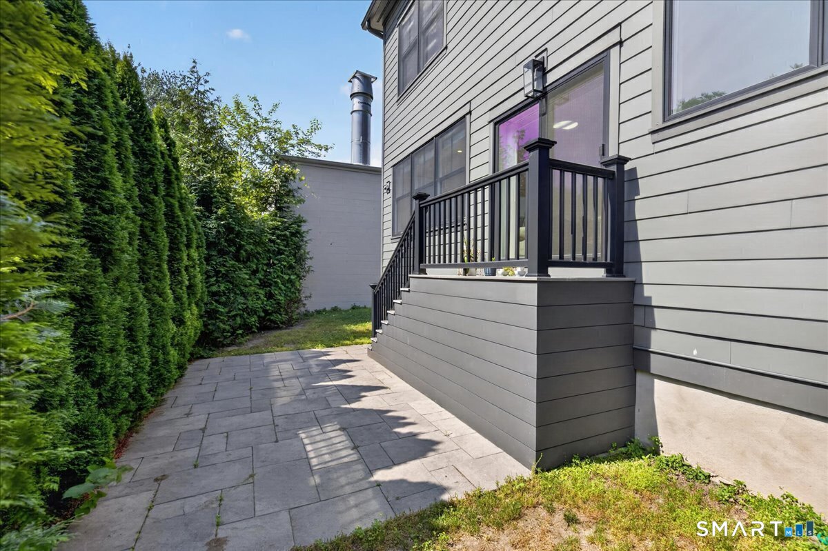79 Thorpe Street Fairfield CT 06824