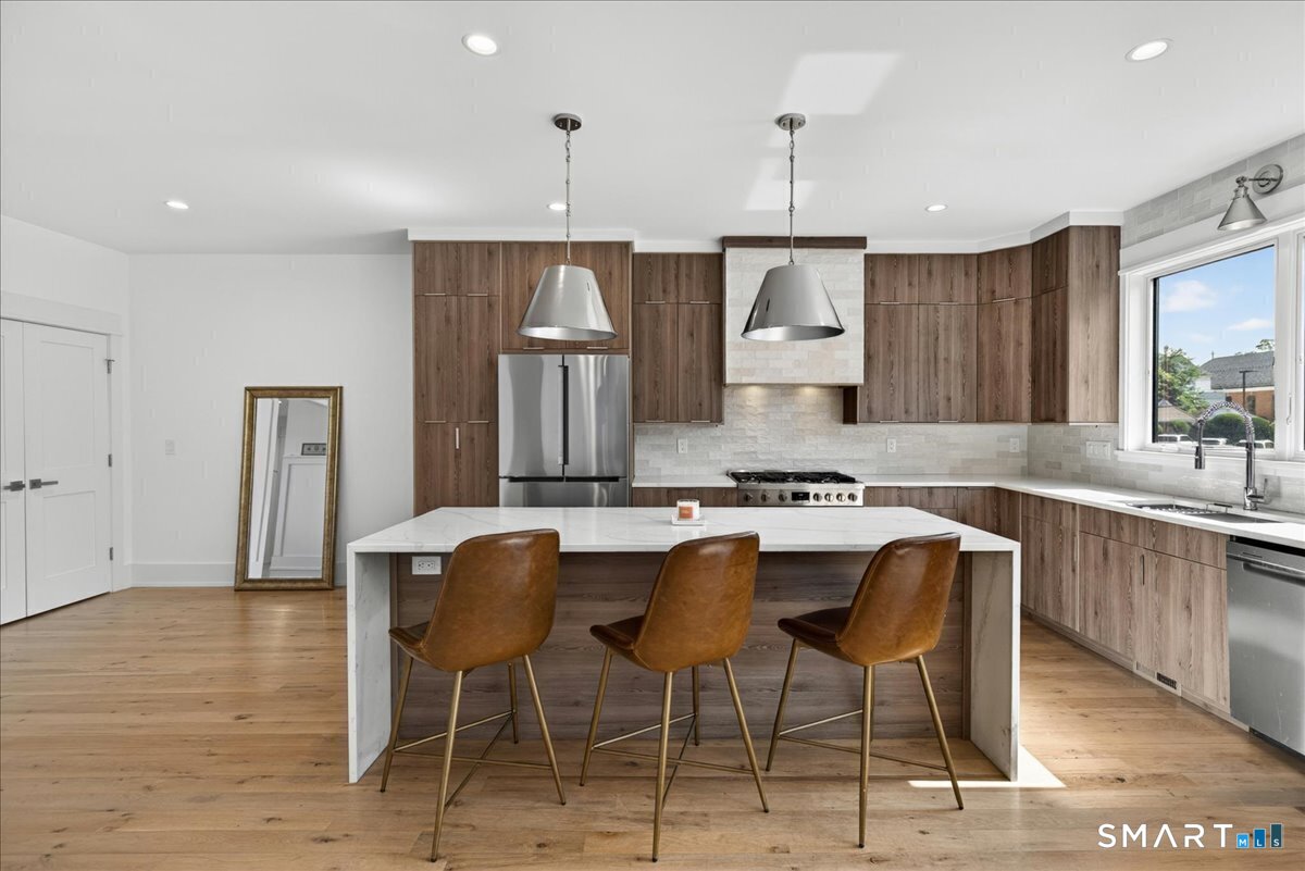 79 Thorpe Street Fairfield CT 06824