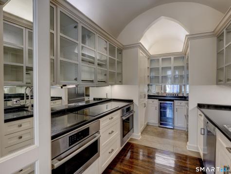 705 Weed Street New Canaan CT 06840