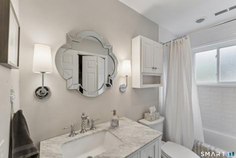 22 Woodbury Place Woodbury CT 06798