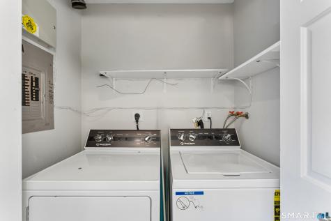 22 Woodbury Place Woodbury CT 06798