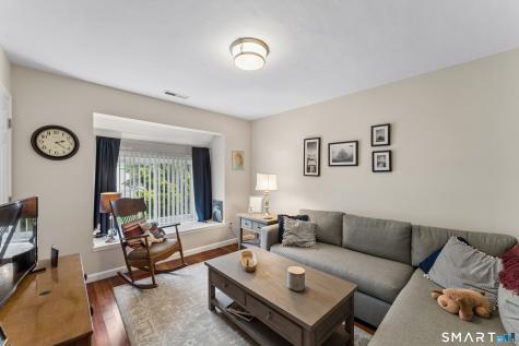 22 Woodbury Place Woodbury CT 06798