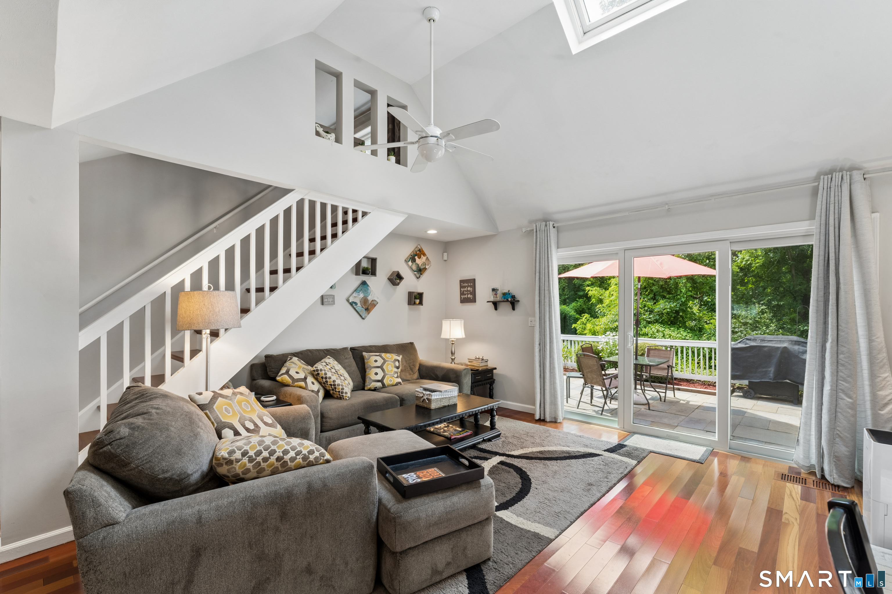 22 Woodbury Place Woodbury CT 06798
