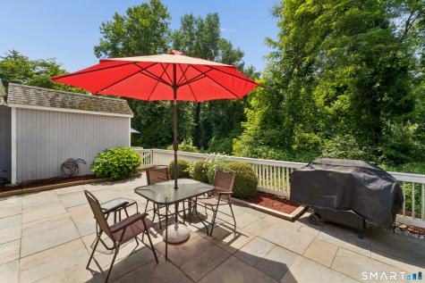 22 Woodbury Place Woodbury CT 06798
