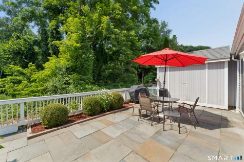 22 Woodbury Place Woodbury CT 06798
