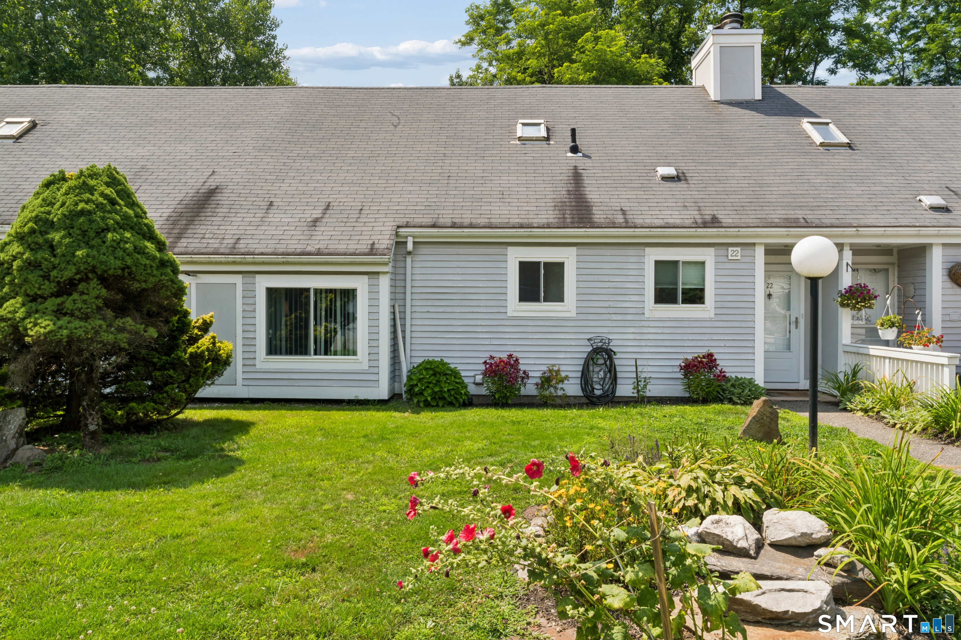 22 Woodbury Place Woodbury CT 06798