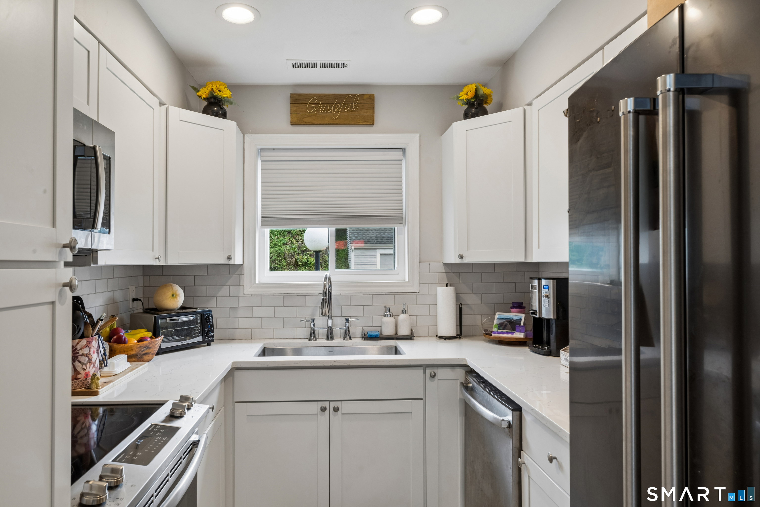 22 Woodbury Place Woodbury CT 06798