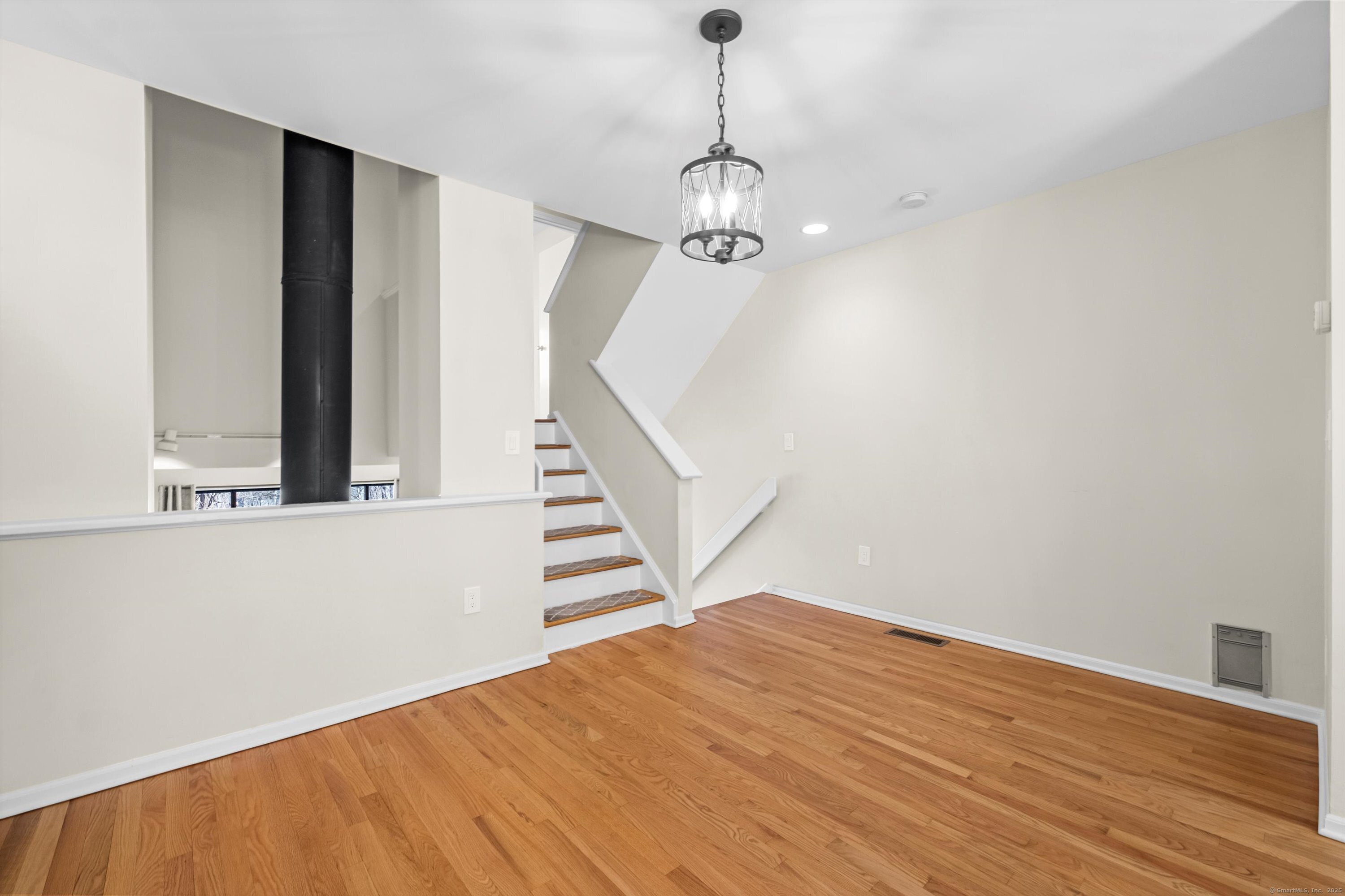 33 Eagle Rock Hill Bethel CT 06801