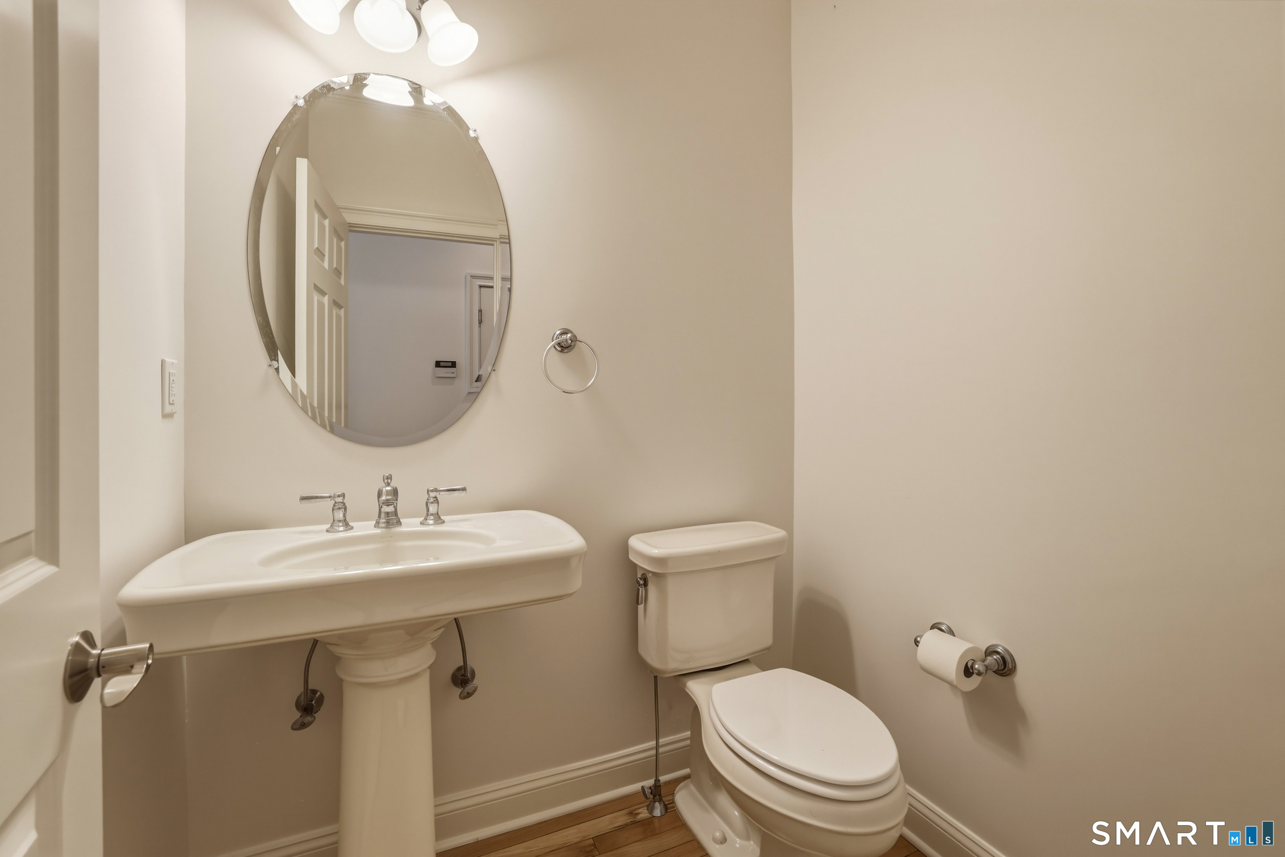 12 Schoolhouse Drive West Hartford CT 06110