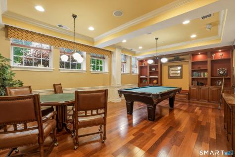 12 Schoolhouse Drive West Hartford CT 06110
