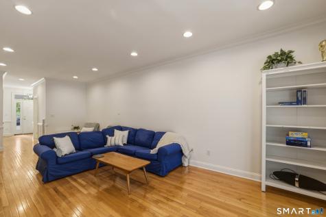 12 Schoolhouse Drive West Hartford CT 06110