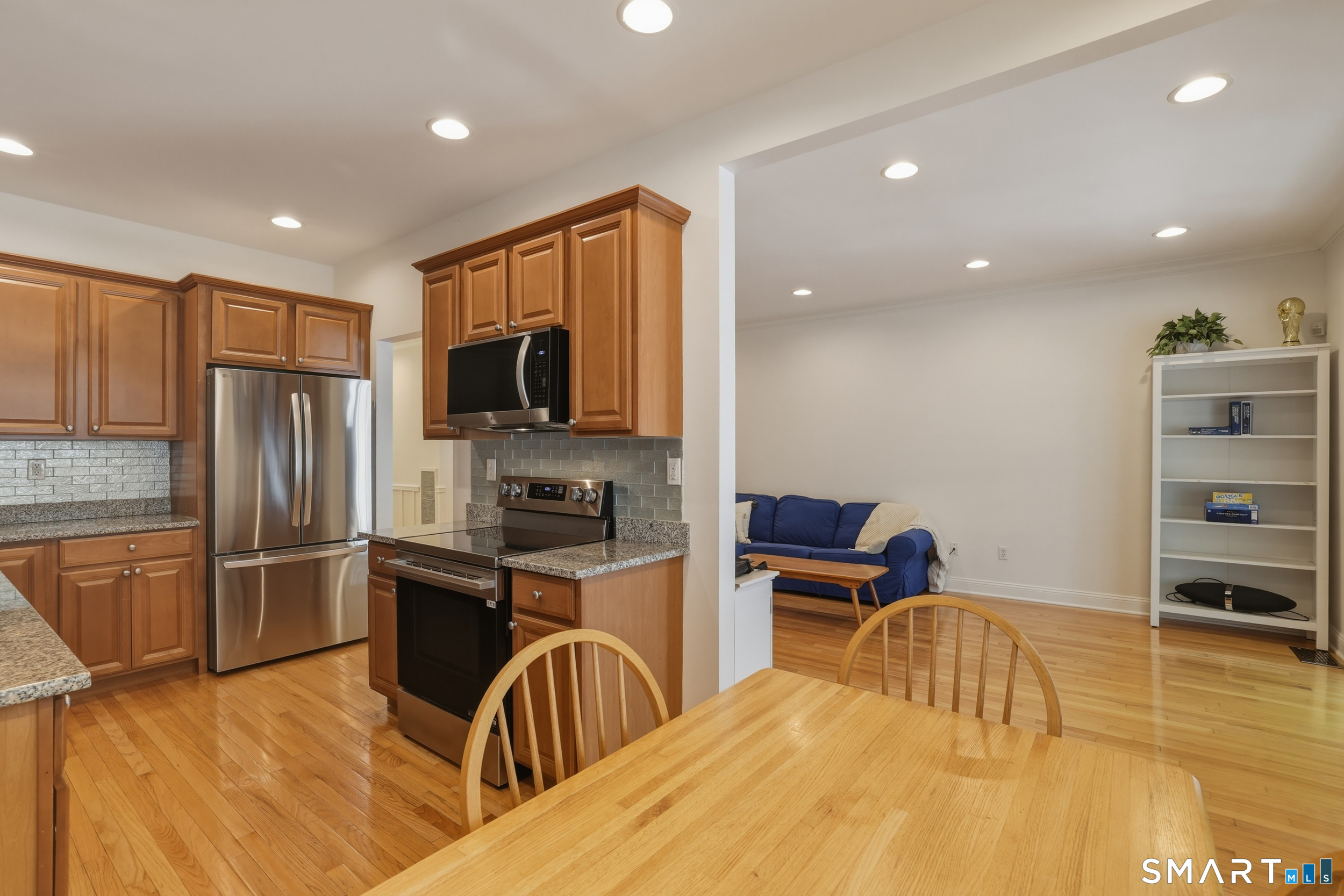 12 Schoolhouse Drive West Hartford CT 06110