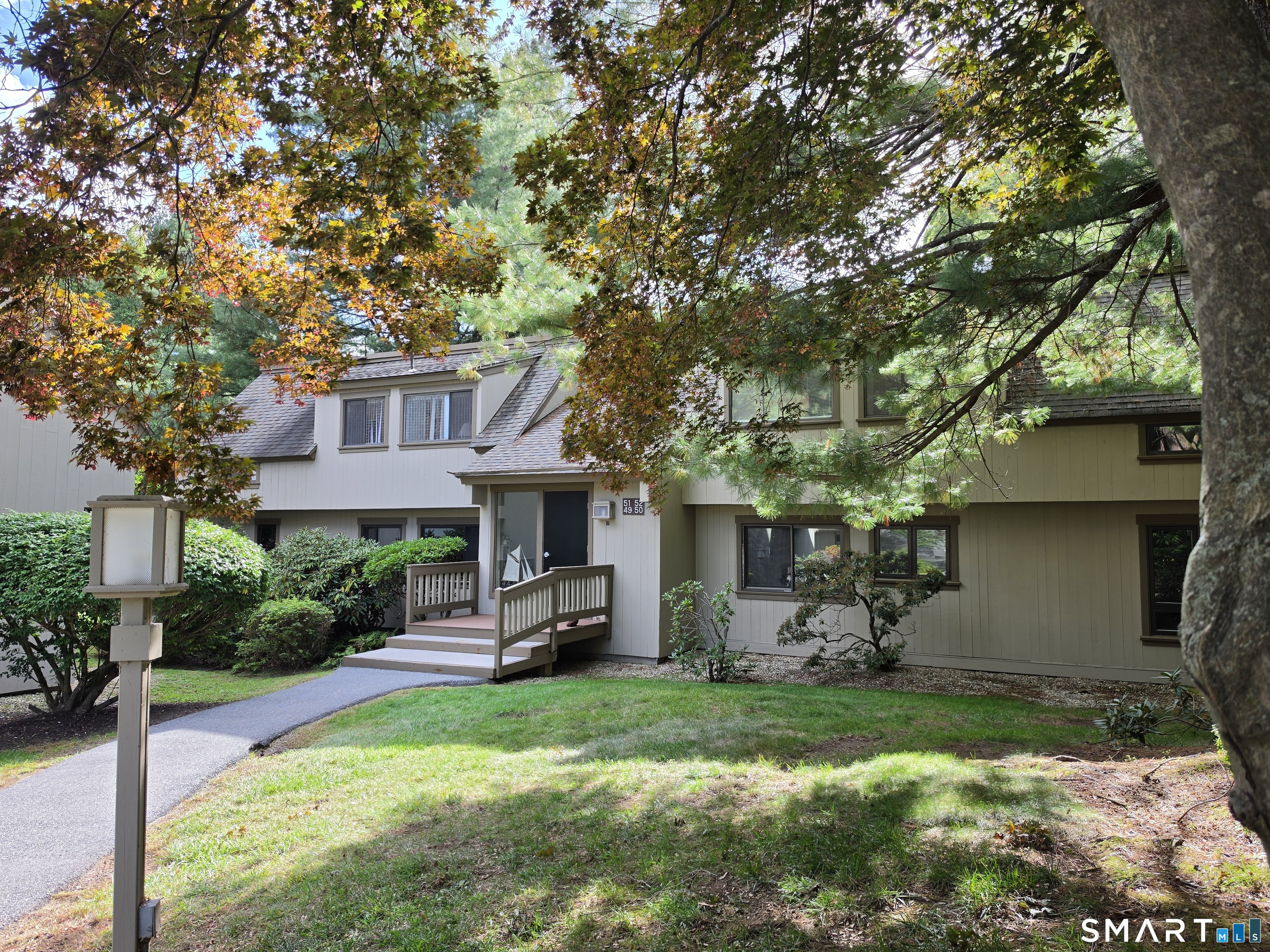 52 Great Meadow Lane Farmington CT 06001
