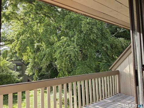 52 Great Meadow Lane Farmington CT 06001
