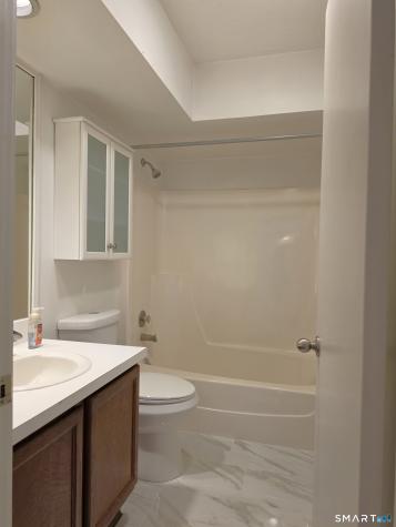 52 Great Meadow Lane Farmington CT 06001