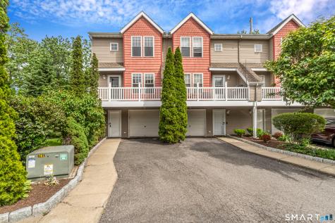 26 Miranda Lane Stratford CT 06615