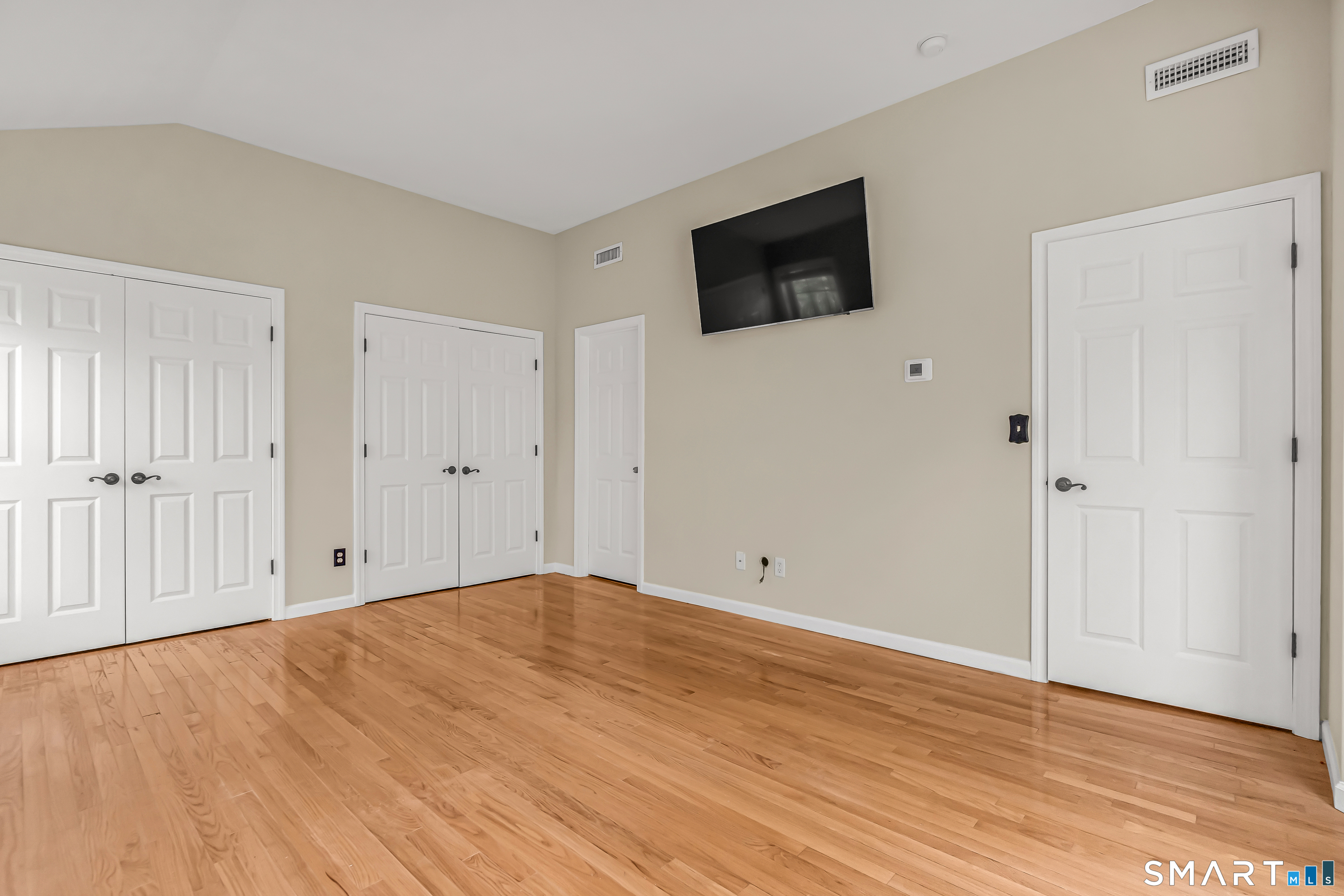 26 Miranda Lane Stratford CT 06615