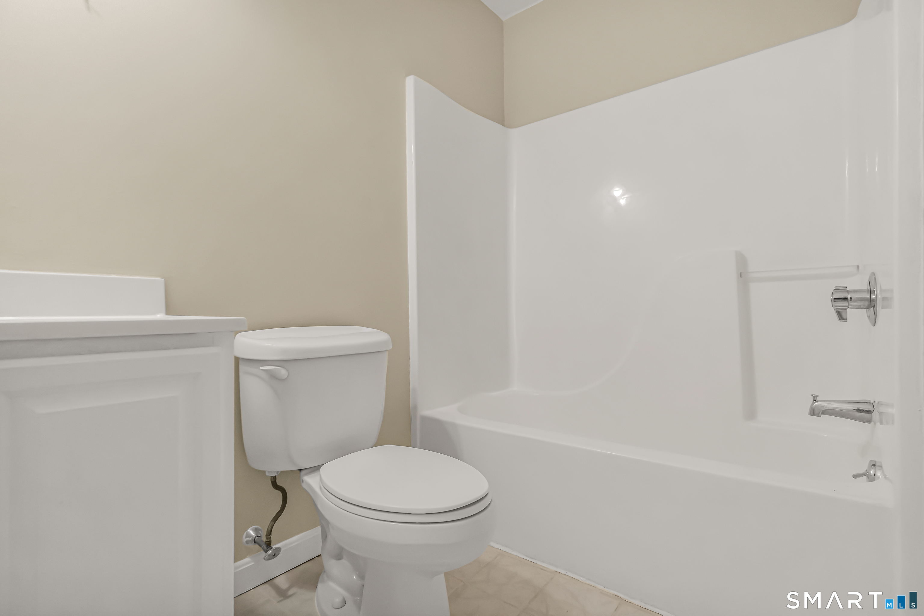 26 Miranda Lane Stratford CT 06615