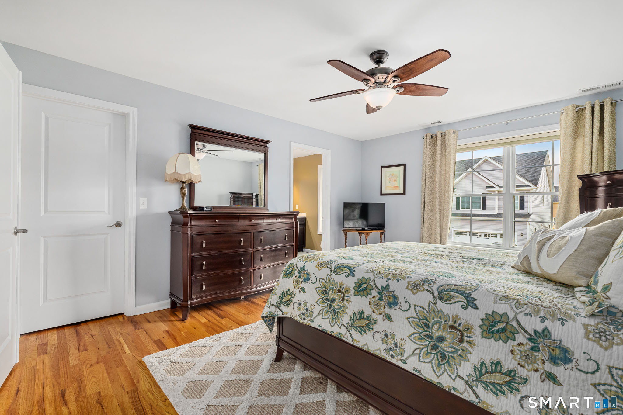 39 Lexington Gardens North Haven CT 06473