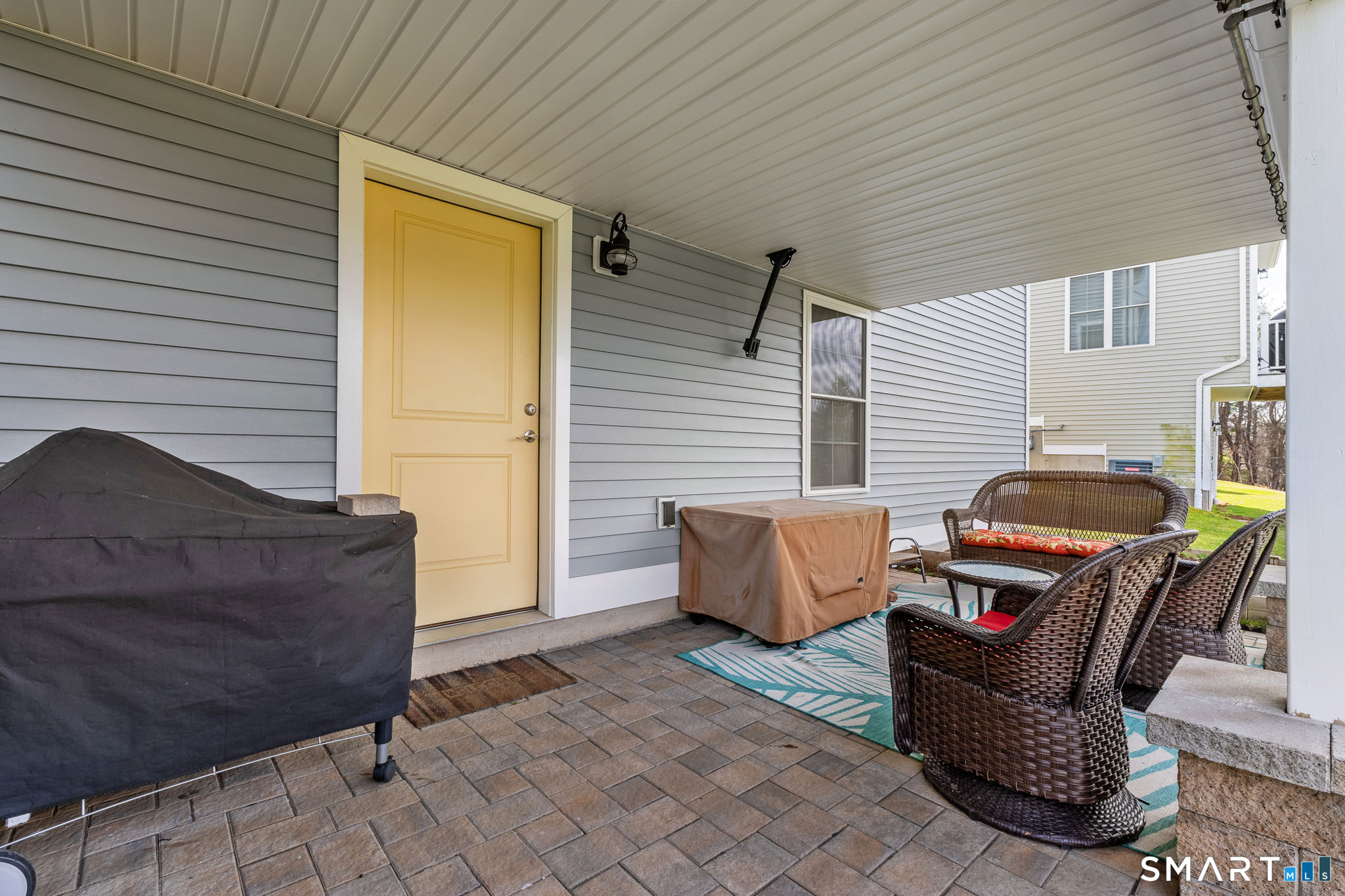 39 Lexington Gardens North Haven CT 06473
