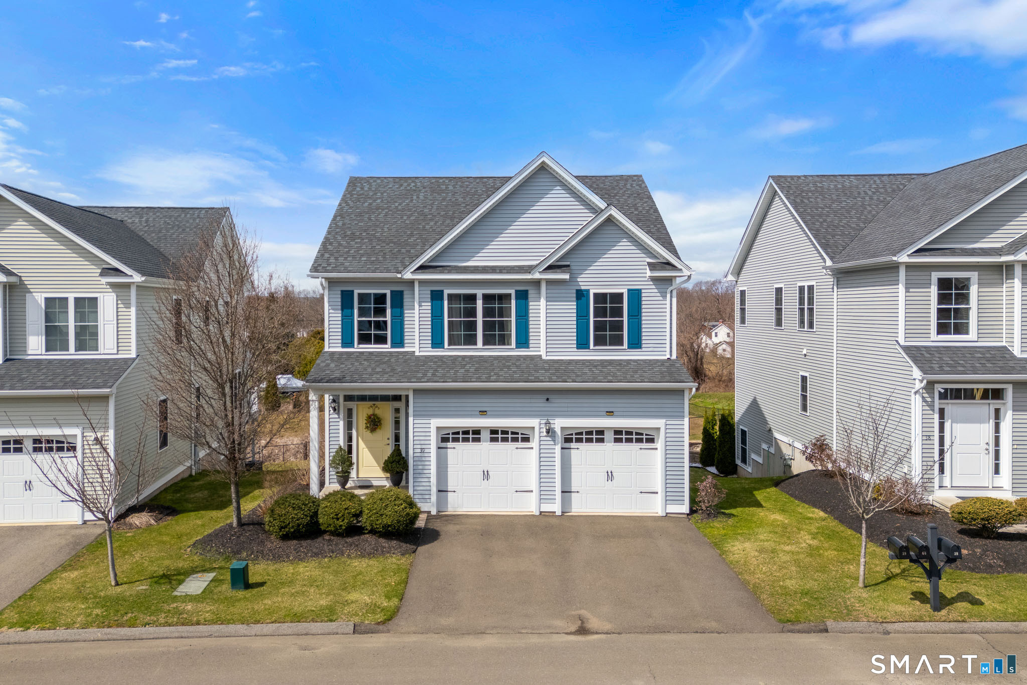 39 Lexington Gardens North Haven CT 06473