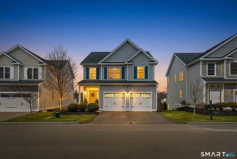 39 Lexington Gardens North Haven CT 06473