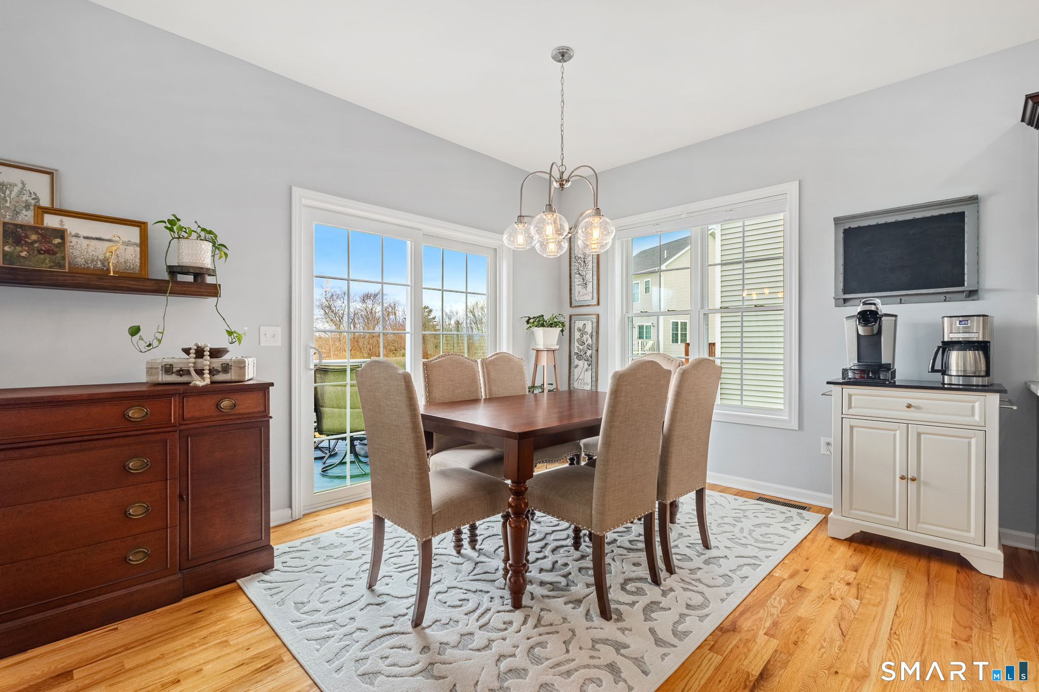 39 Lexington Gardens North Haven CT 06473