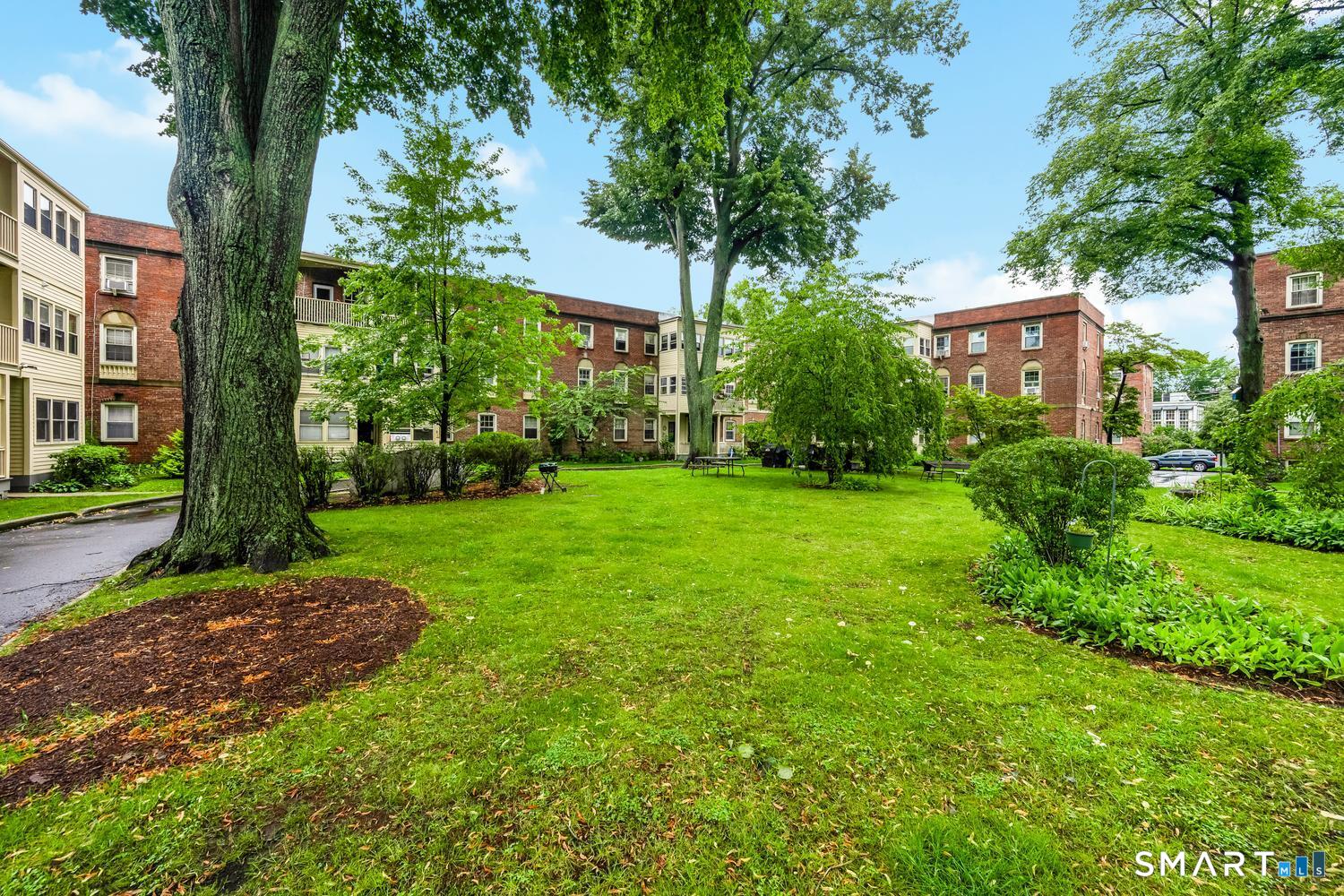 23 Rowsley Street Bridgeport CT 06605