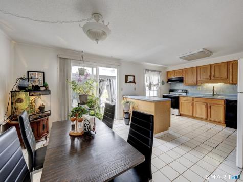 854 Long Hill Road Middletown CT 06457