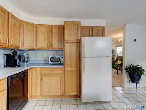 854 Long Hill Road Middletown CT 06457