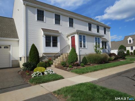 32 Pickering Lane Wethersfield CT 06109
