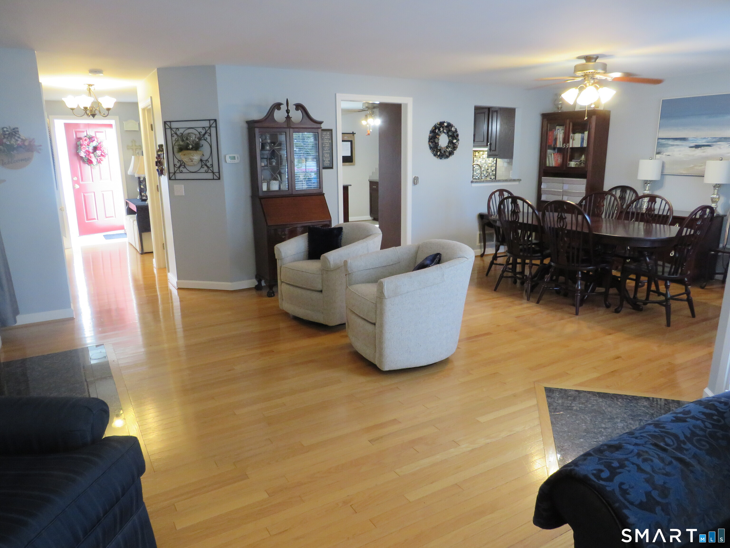 32 Pickering Lane Wethersfield CT 06109