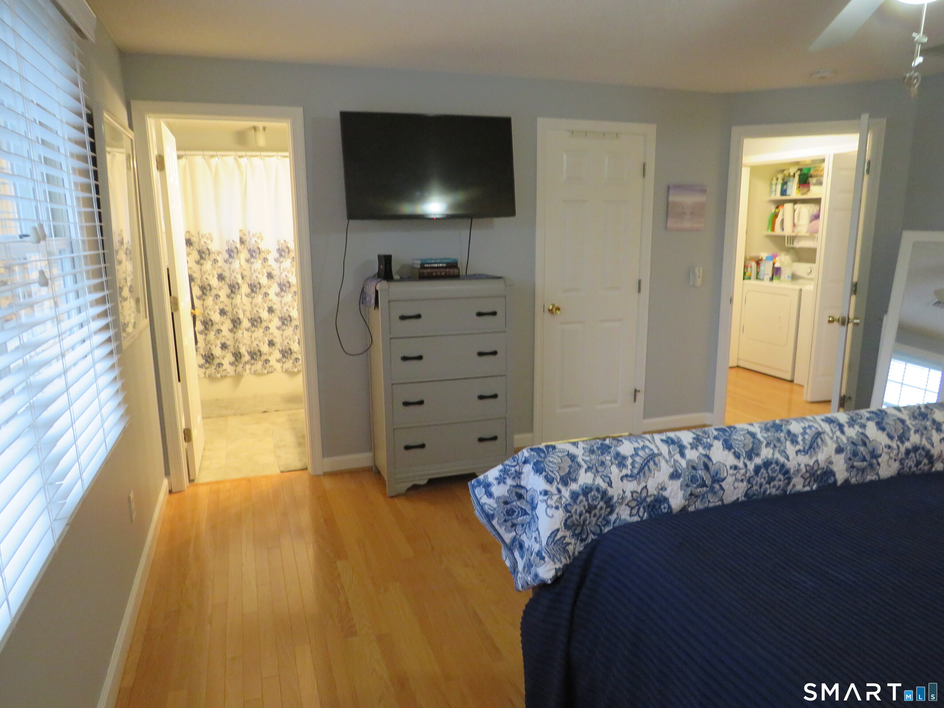 32 Pickering Lane Wethersfield CT 06109