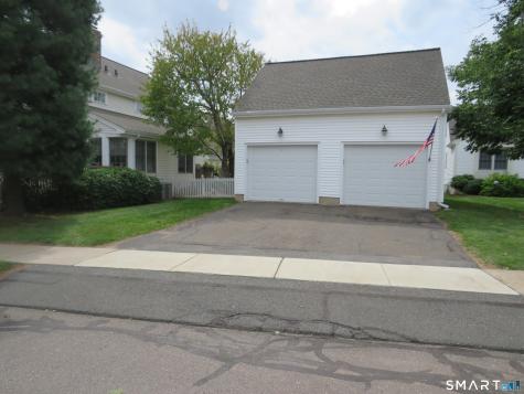 32 Pickering Lane Wethersfield CT 06109