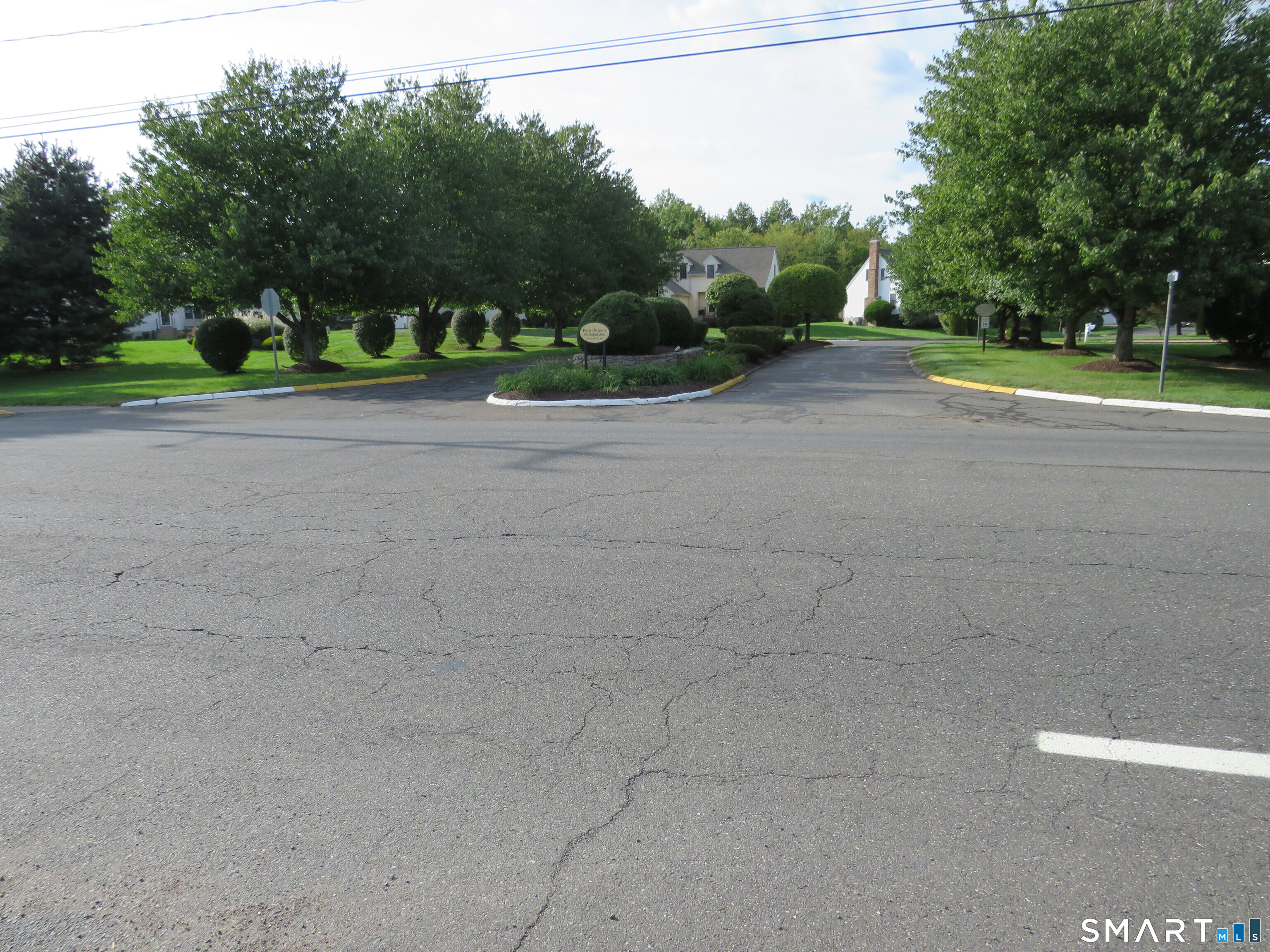 32 Pickering Lane Wethersfield CT 06109
