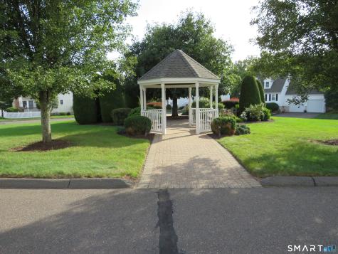 32 Pickering Lane Wethersfield CT 06109