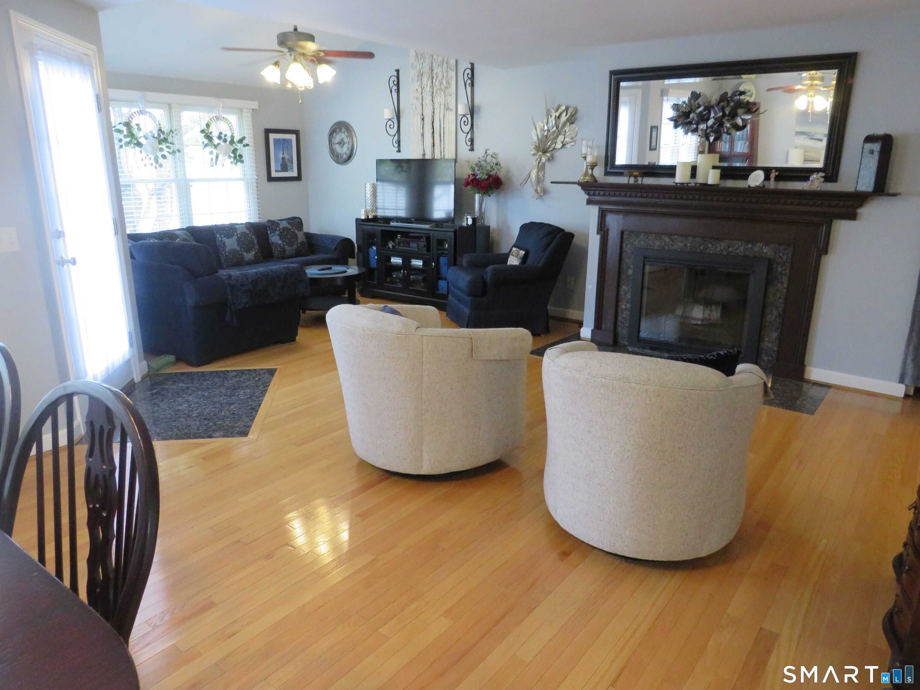 32 Pickering Lane Wethersfield CT 06109