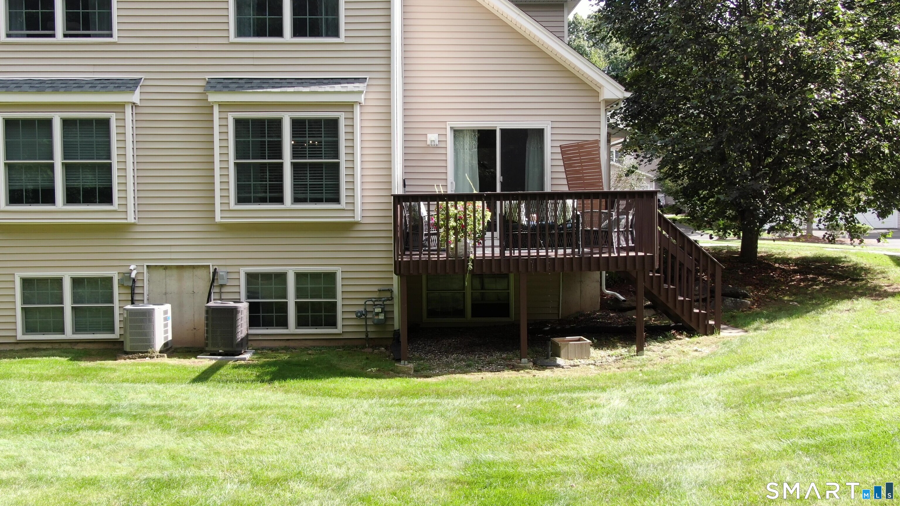 6 Reggie Way East Windsor CT 06016