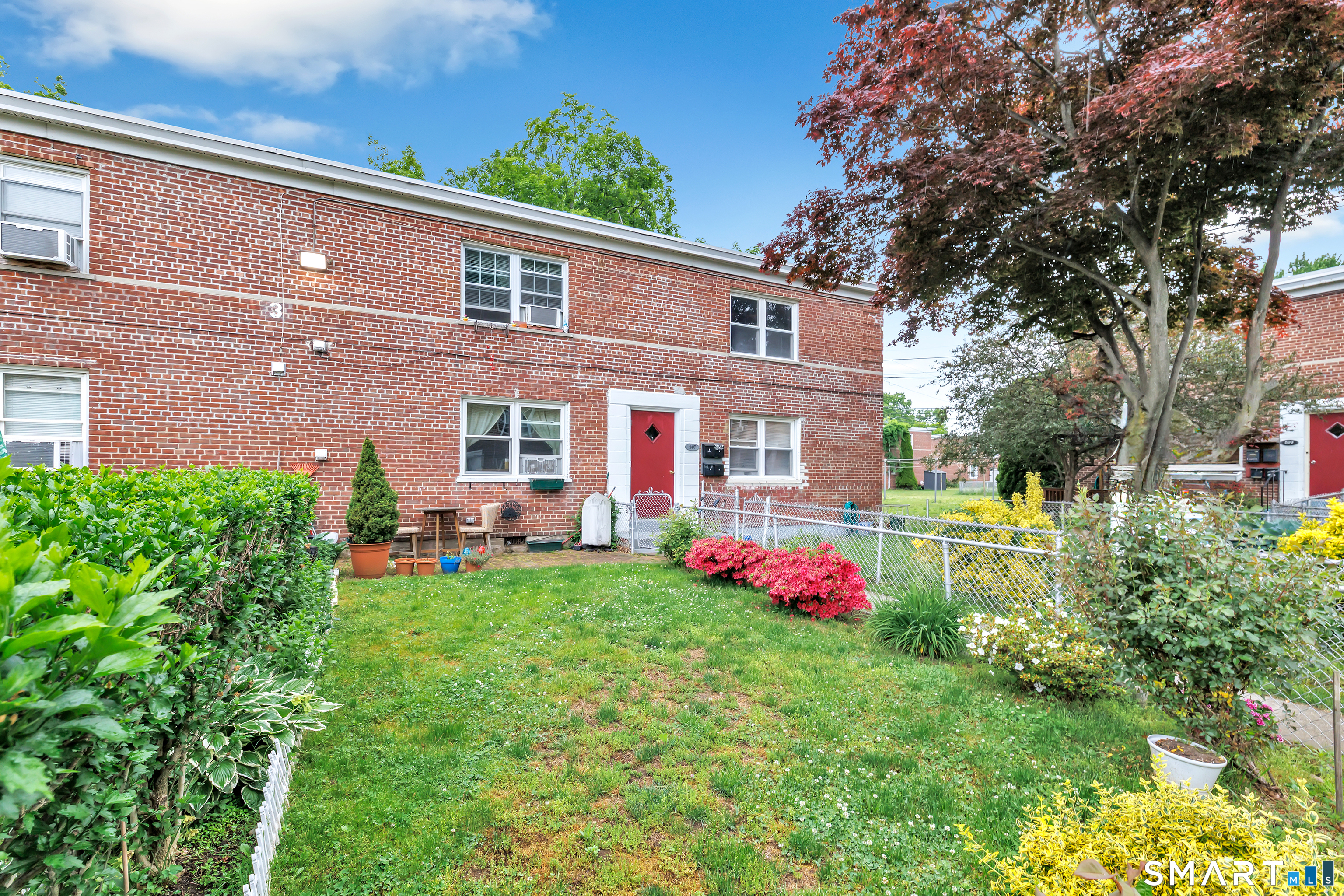 397-Building #3 Grandfield Avenue Bridgeport CT 06610