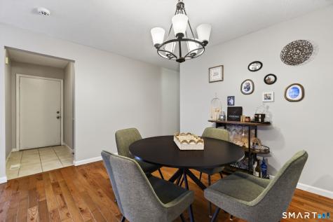 25 Florence Road Branford CT 06405
