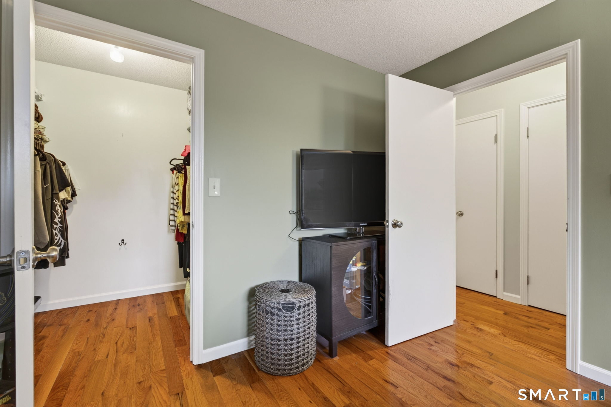 25 Florence Road Branford CT 06405
