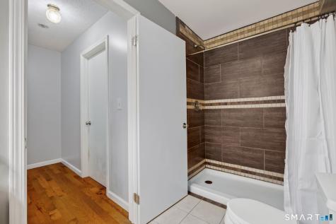 25 Florence Road Branford CT 06405